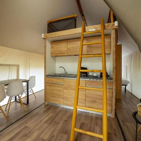 Luxussátor Glamping Stan Slapy Nova U Medvidka Živohošť