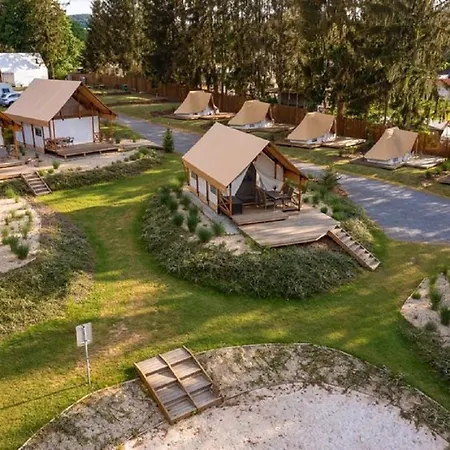 Glamping Stan Slapy Nova U Medvidka * Živohošť