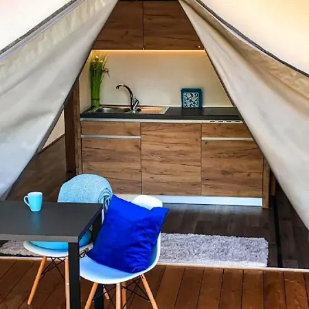 Glamping Stan Slapy Nova U Medvidka Luxussátor Živohošť